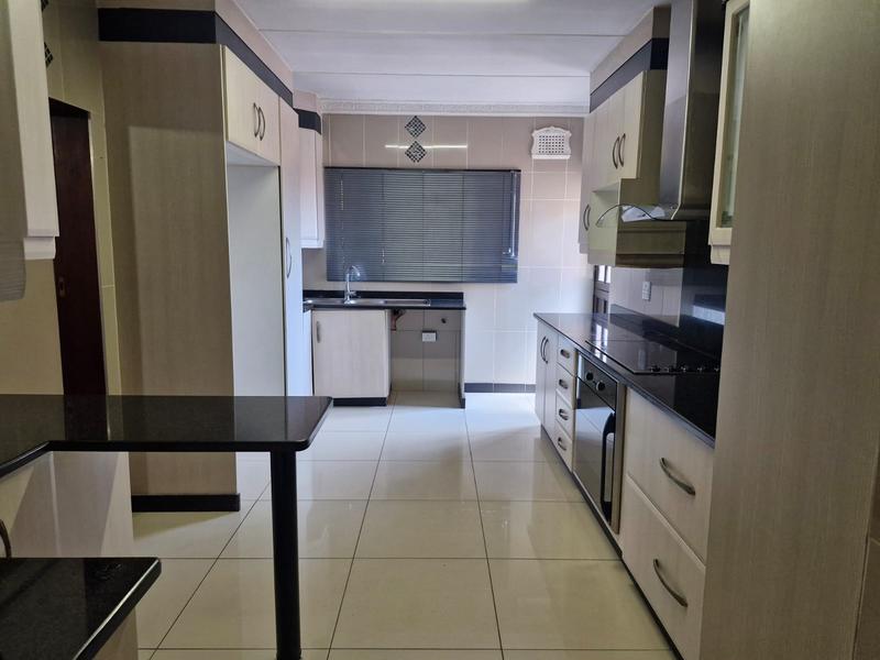 4 Bedroom Property for Sale in Umhlatuzana KwaZulu-Natal
