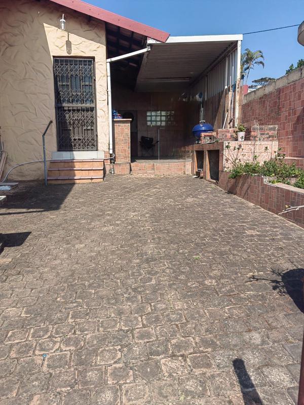 4 Bedroom Property for Sale in Umhlatuzana KwaZulu-Natal
