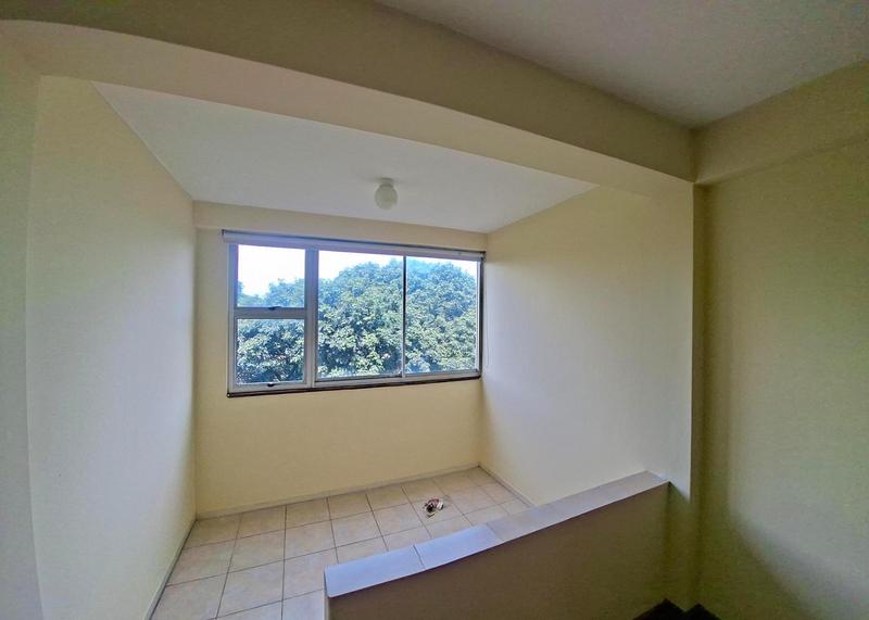 2 Bedroom Property for Sale in Glenwood KwaZulu-Natal