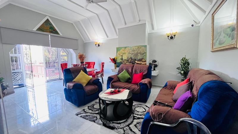 3 Bedroom Property for Sale in Uvongo KwaZulu-Natal