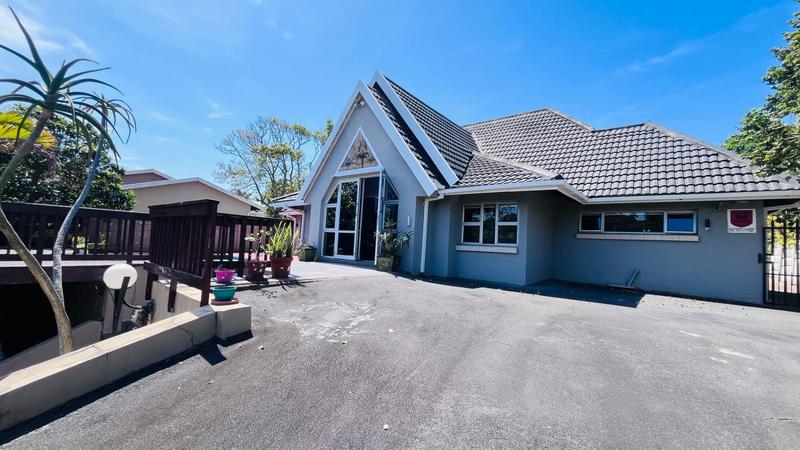 3 Bedroom Property for Sale in Uvongo KwaZulu-Natal