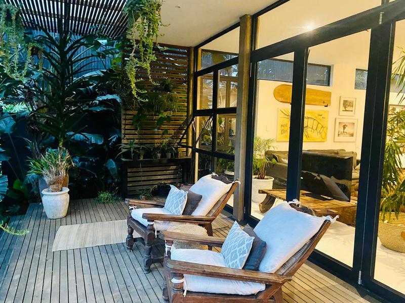 To Let 5 Bedroom Property for Rent in Salt Rock KwaZulu-Natal
