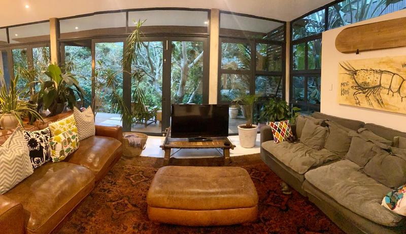To Let 5 Bedroom Property for Rent in Salt Rock KwaZulu-Natal