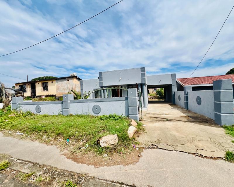 2 Bedroom Property for Sale in Kwamashu KwaZulu-Natal