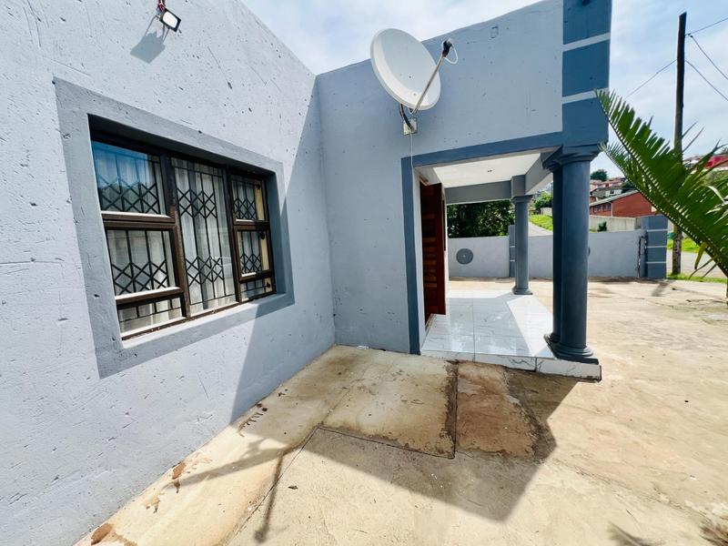 2 Bedroom Property for Sale in Kwamashu KwaZulu-Natal