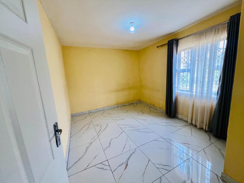 2 Bedroom Property for Sale in Kwamashu KwaZulu-Natal