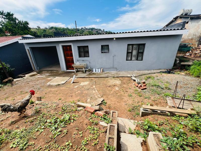 2 Bedroom Property for Sale in Kwamashu KwaZulu-Natal