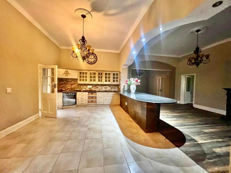To Let 5 Bedroom Property for Rent in Chase Valley KwaZulu-Natal