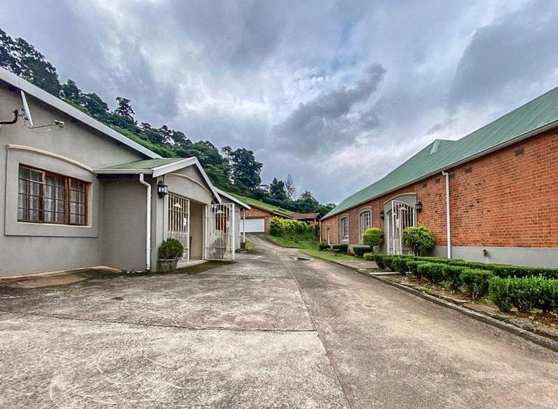 To Let 5 Bedroom Property for Rent in Chase Valley KwaZulu-Natal