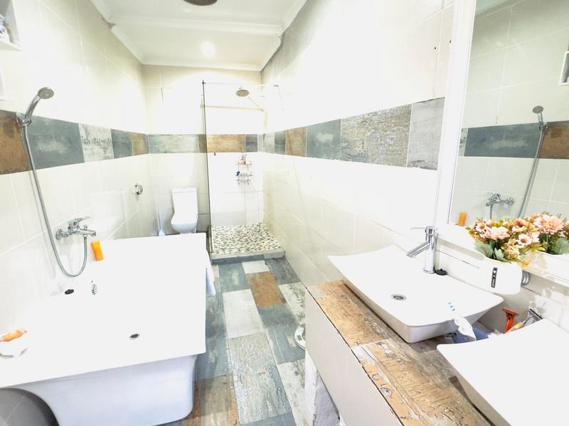 4 Bedroom Property for Sale in Kwamashu D KwaZulu-Natal