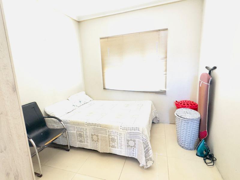 4 Bedroom Property for Sale in Kwamashu D KwaZulu-Natal