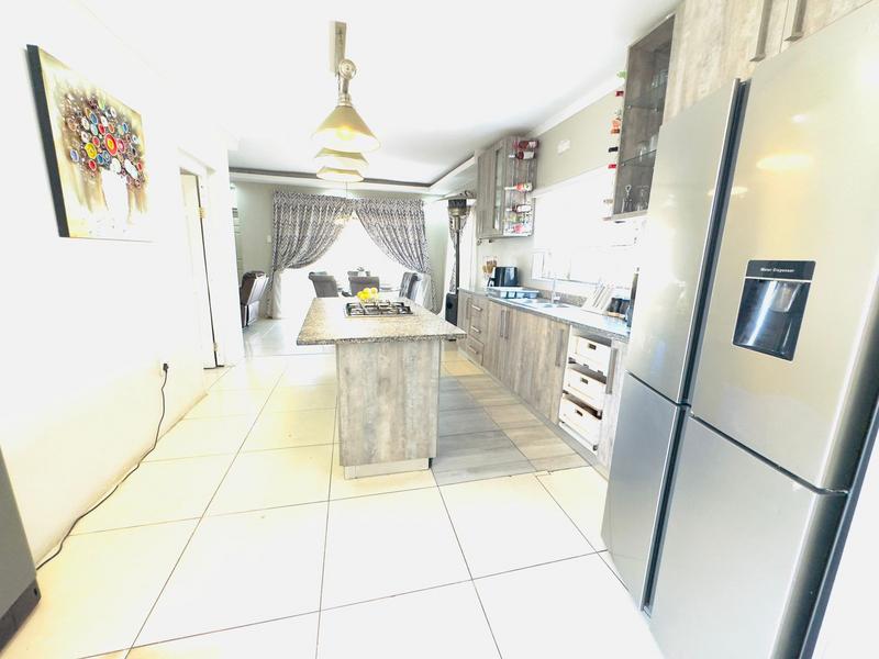 4 Bedroom Property for Sale in Kwamashu D KwaZulu-Natal