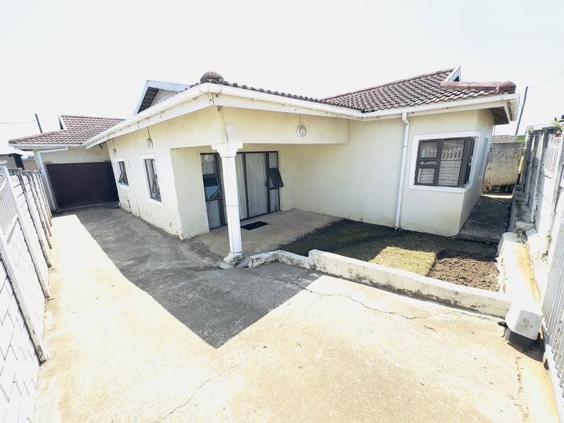 4 Bedroom Property for Sale in Kwamashu D KwaZulu-Natal