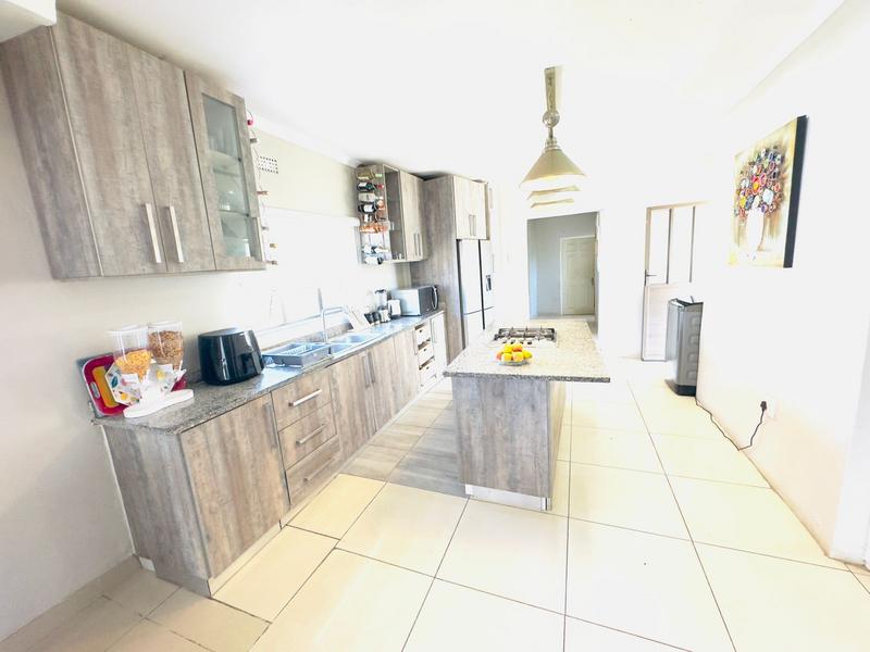 4 Bedroom Property for Sale in Kwamashu D KwaZulu-Natal