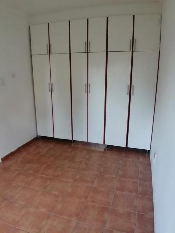 To Let 1 Bedroom Property for Rent in Overport KwaZulu-Natal