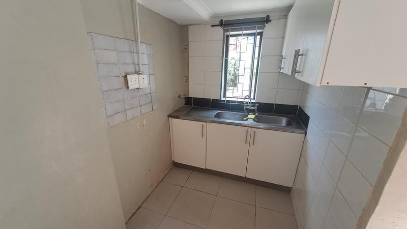 To Let 2 Bedroom Property for Rent in Overport KwaZulu-Natal