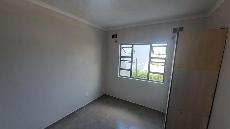 To Let 1 Bedroom Property for Rent in Overport KwaZulu-Natal