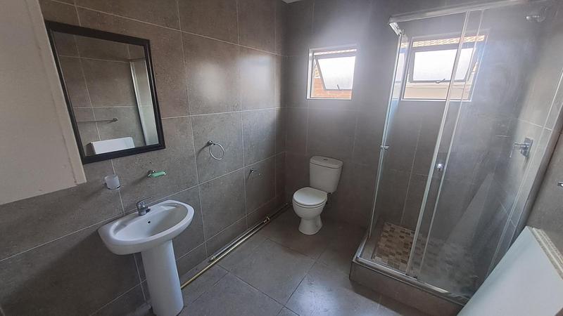 To Let 1 Bedroom Property for Rent in Overport KwaZulu-Natal