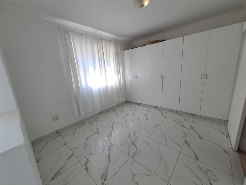 To Let 3 Bedroom Property for Rent in Westbrook KwaZulu-Natal