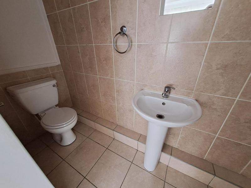 To Let 3 Bedroom Property for Rent in Westbrook KwaZulu-Natal