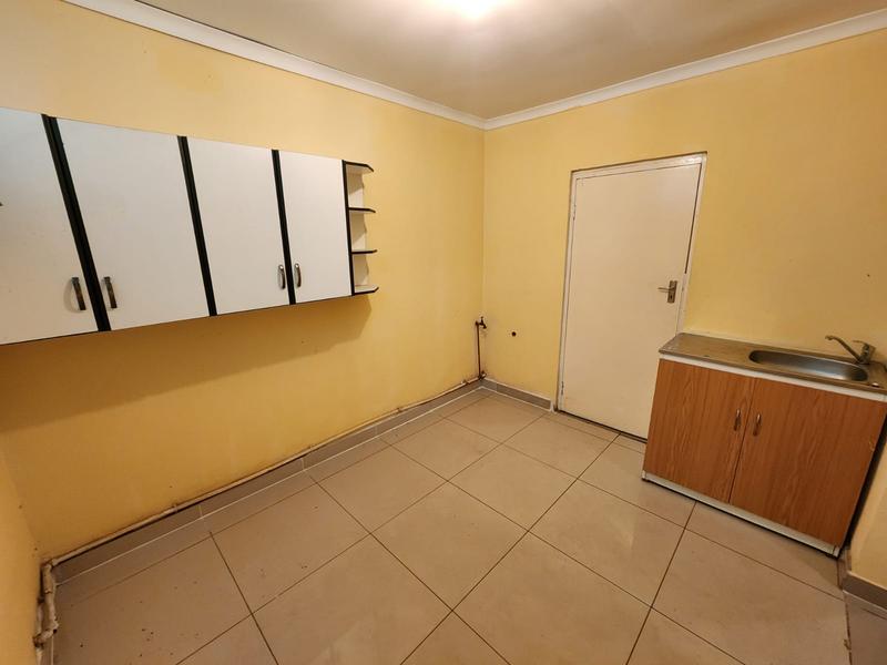To Let 1 Bedroom Property for Rent in Woodhaven KwaZulu-Natal