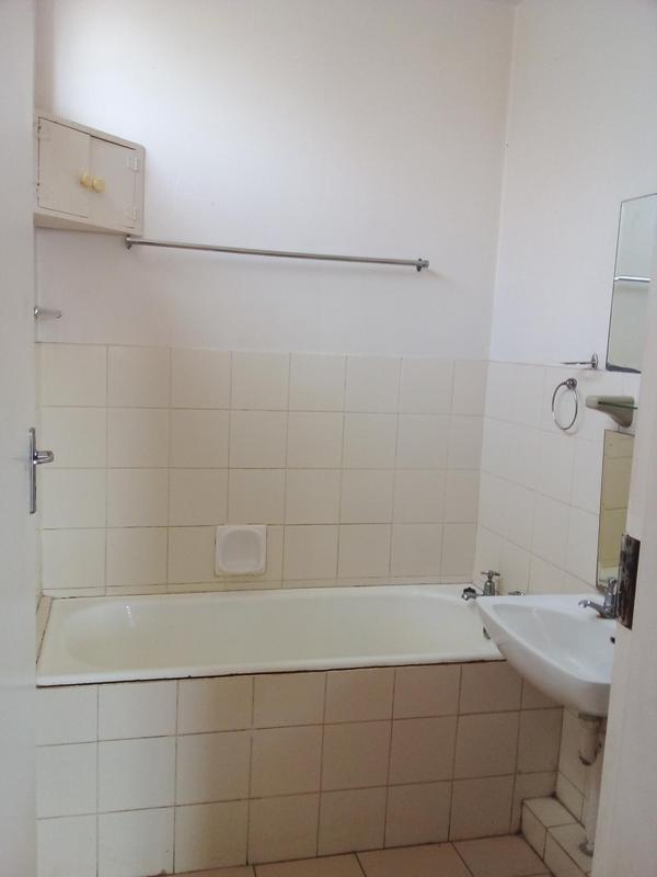 To Let 1 Bedroom Property for Rent in Empangeni Central KwaZulu-Natal