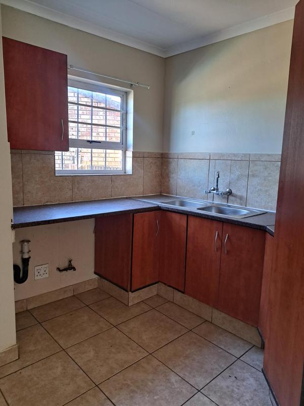 To Let 3 Bedroom Property for Rent in Birdswood KwaZulu-Natal