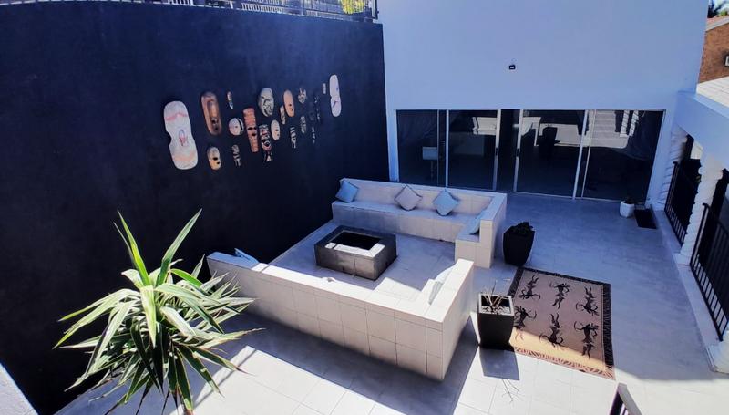 4 Bedroom Property for Sale in Uvongo KwaZulu-Natal