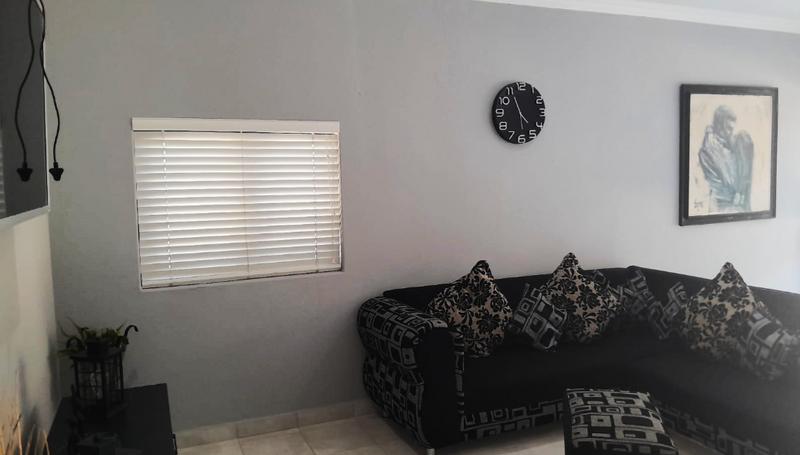 4 Bedroom Property for Sale in Uvongo KwaZulu-Natal