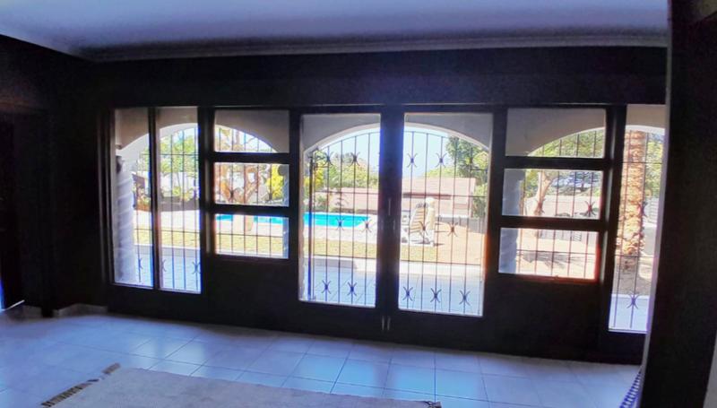 4 Bedroom Property for Sale in Uvongo KwaZulu-Natal
