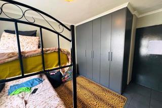 2 Bedroom Property for Sale in Durban Central KwaZulu-Natal