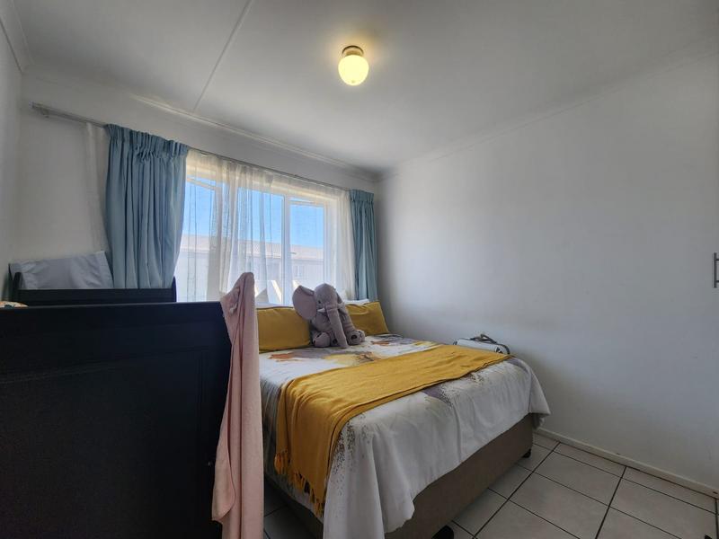 To Let 2 Bedroom Property for Rent in North Beach KwaZulu-Natal