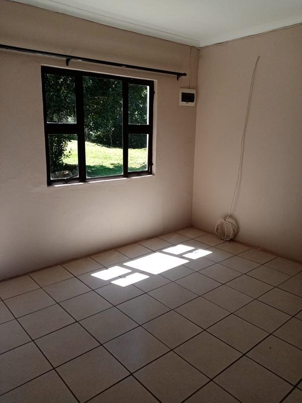 To Let 2 Bedroom Property for Rent in Winston Park KwaZulu-Natal