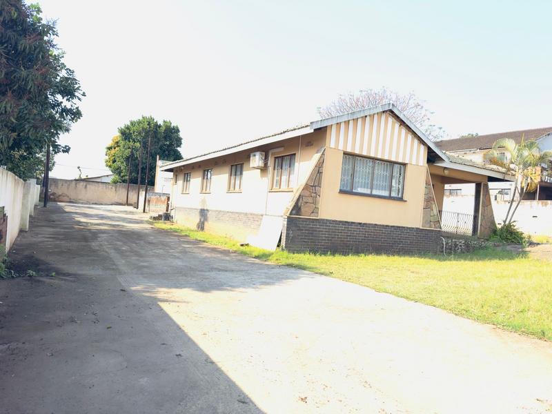 4 Bedroom Property for Sale in Avoca KwaZulu-Natal