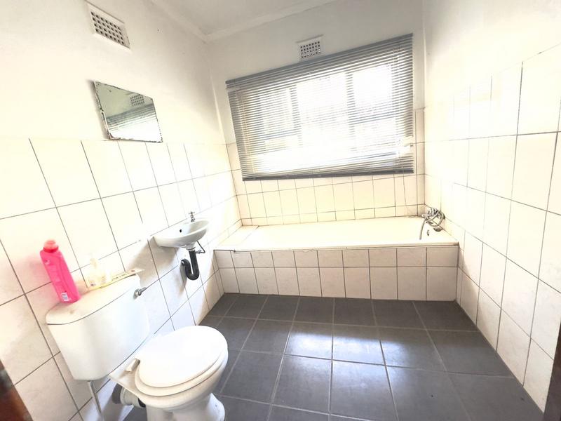 4 Bedroom Property for Sale in Avoca KwaZulu-Natal
