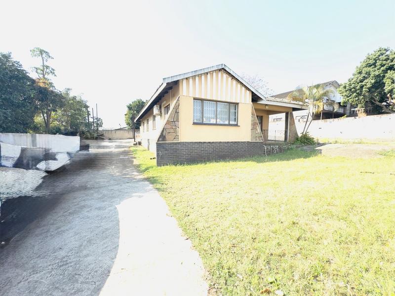 4 Bedroom Property for Sale in Avoca KwaZulu-Natal