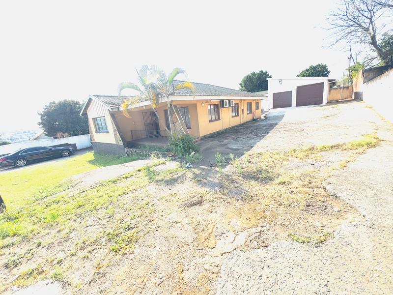 4 Bedroom Property for Sale in Avoca KwaZulu-Natal