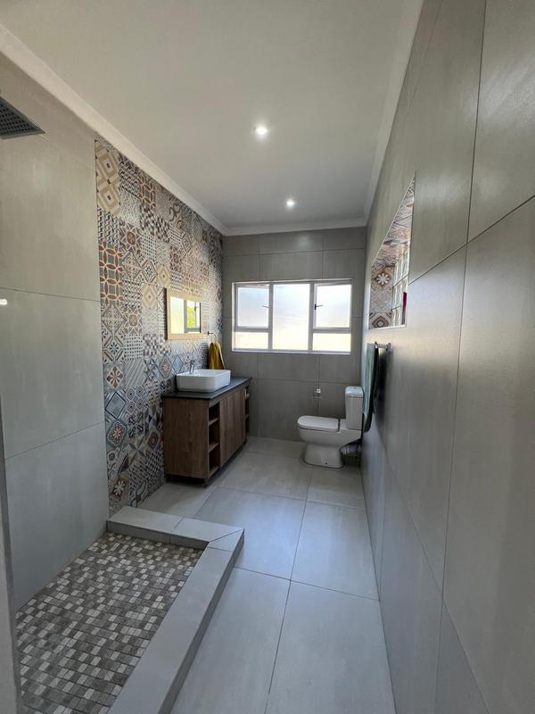 To Let 4 Bedroom Property for Rent in La Lucia KwaZulu-Natal