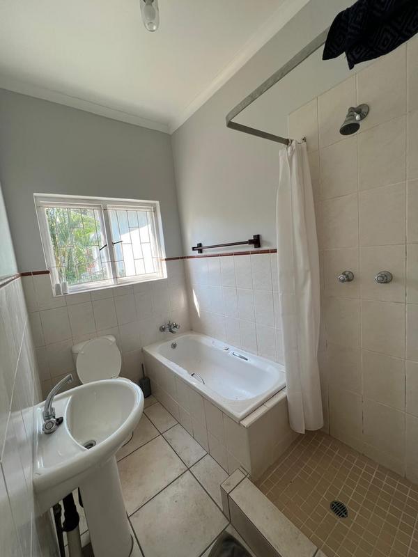 To Let 4 Bedroom Property for Rent in La Lucia KwaZulu-Natal
