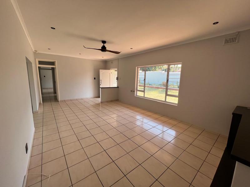 To Let 4 Bedroom Property for Rent in La Lucia KwaZulu-Natal
