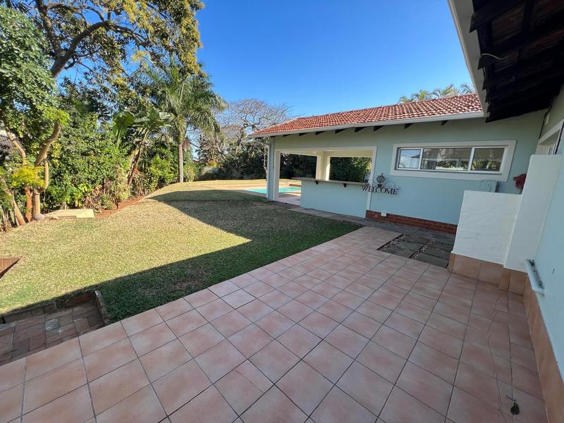 To Let 4 Bedroom Property for Rent in La Lucia KwaZulu-Natal
