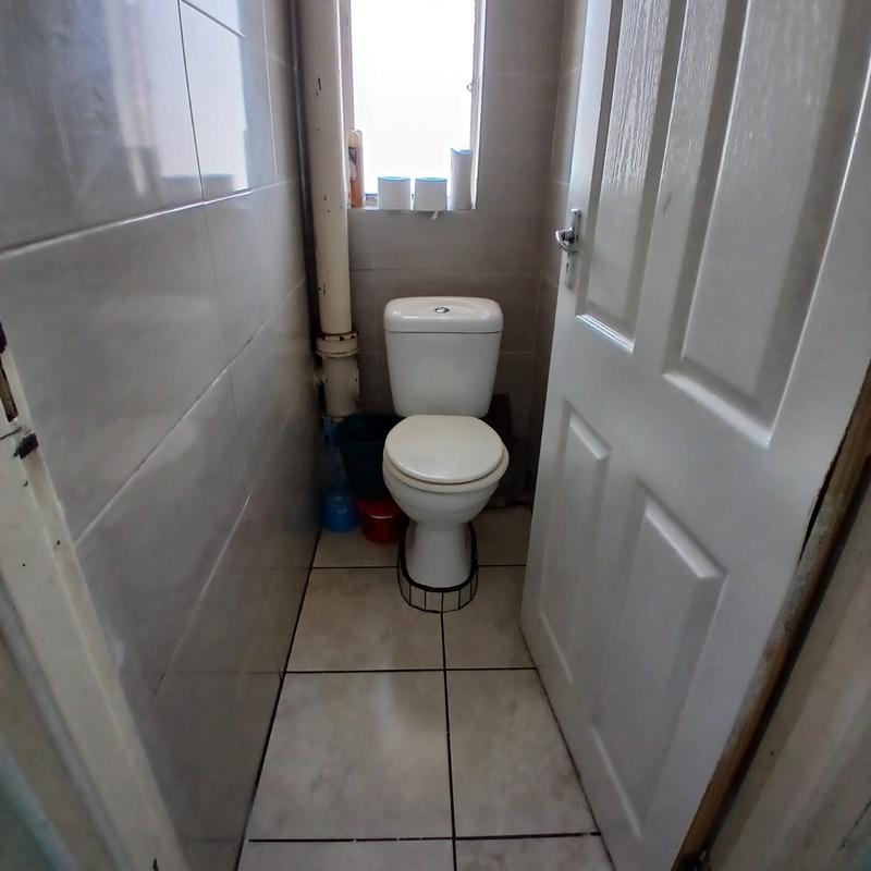 2 Bedroom Property for Sale in Montclair KwaZulu-Natal