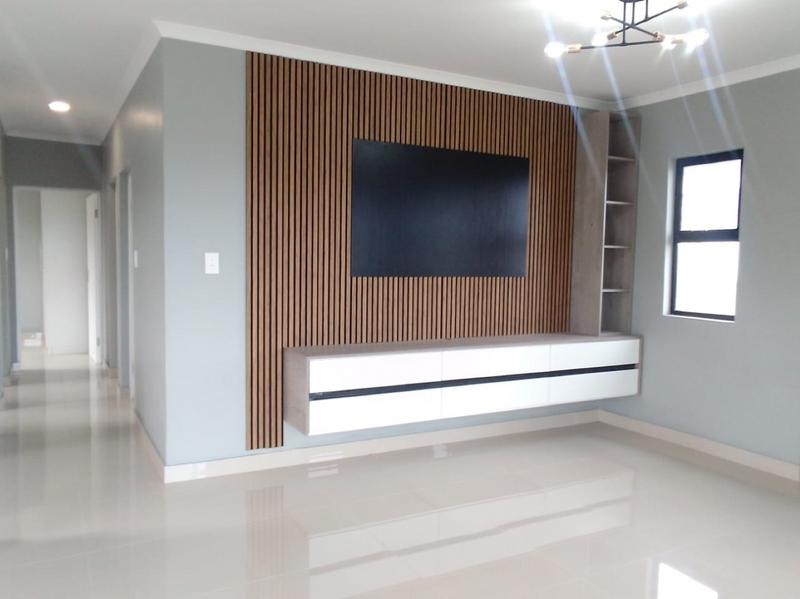 To Let 3 Bedroom Property for Rent in Shakaskraal KwaZulu-Natal