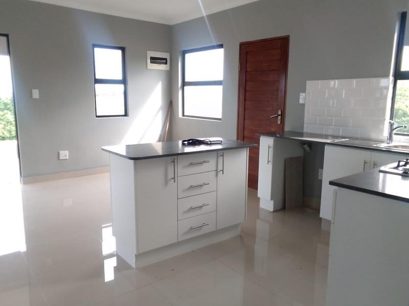 To Let 3 Bedroom Property for Rent in Shakaskraal KwaZulu-Natal