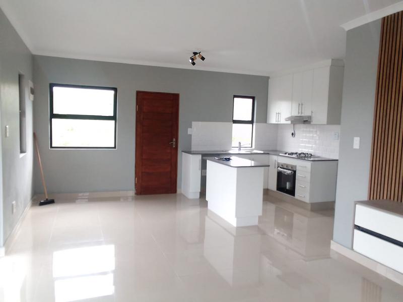To Let 3 Bedroom Property for Rent in Shakaskraal KwaZulu-Natal