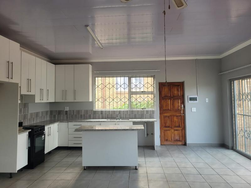 To Let 2 Bedroom Property for Rent in Manaba Beach KwaZulu-Natal
