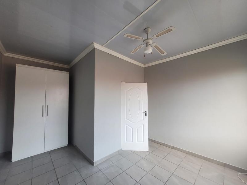 To Let 2 Bedroom Property for Rent in Manaba Beach KwaZulu-Natal