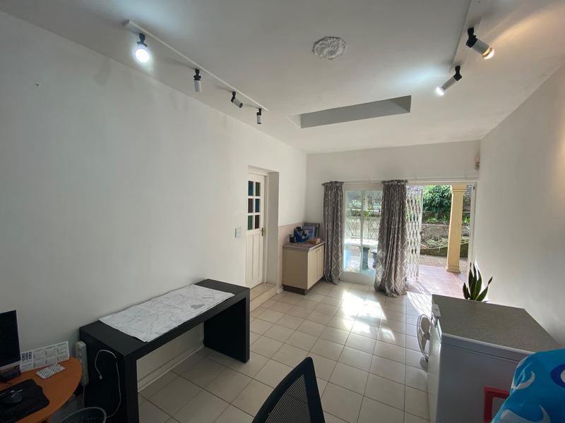 3 Bedroom Property for Sale in Uvongo KwaZulu-Natal