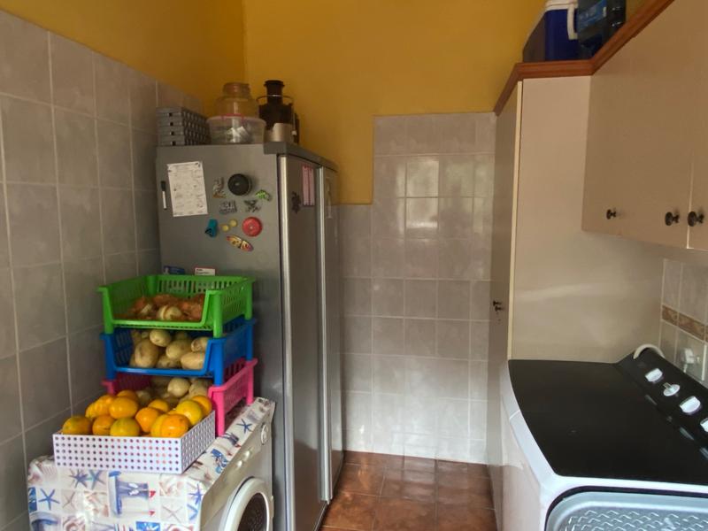 3 Bedroom Property for Sale in Uvongo KwaZulu-Natal