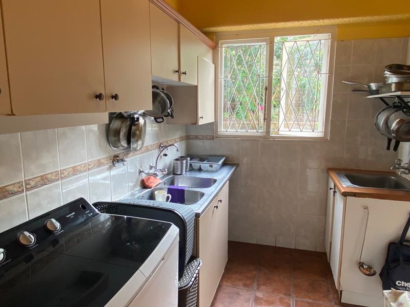 3 Bedroom Property for Sale in Uvongo KwaZulu-Natal